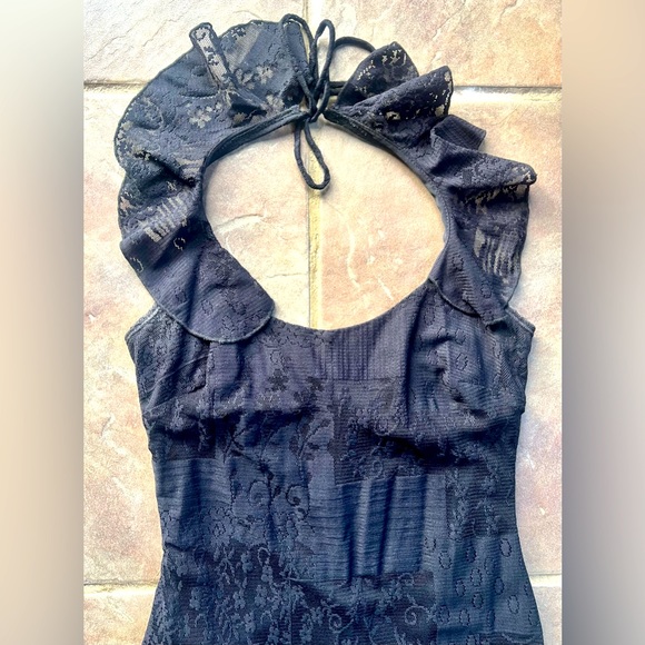 Black dress like new. It looks beautiful! - Picture 2 of 7